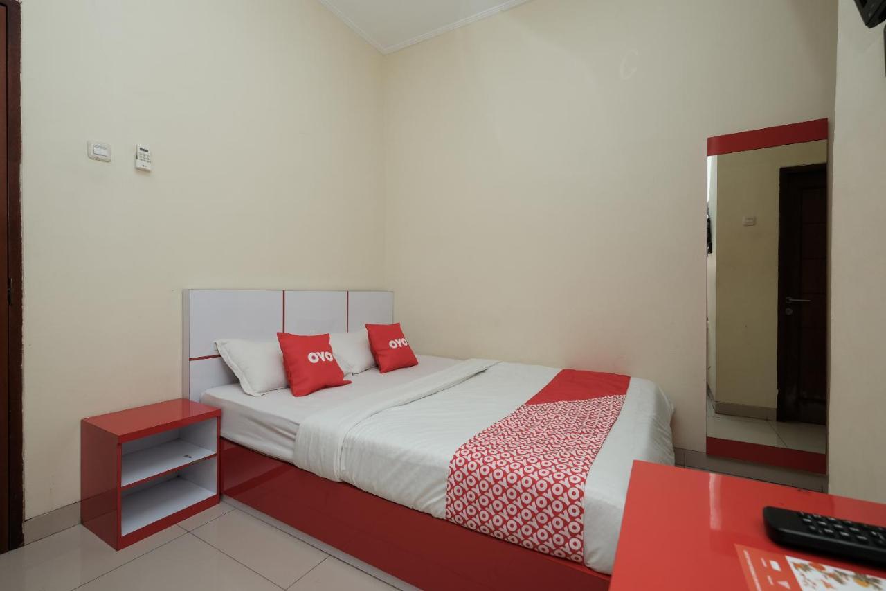Reddoorz At Buah Batu 5 Bandung Exterior foto
